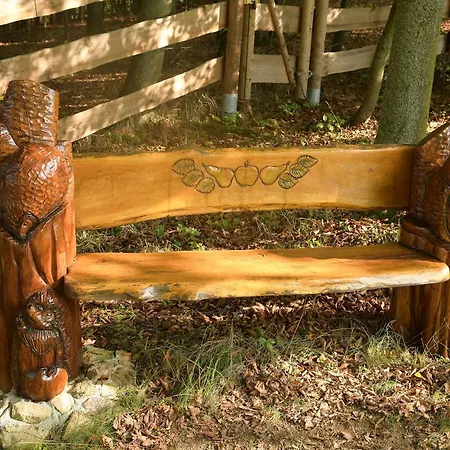 01 Jurta Seda U Stodoly