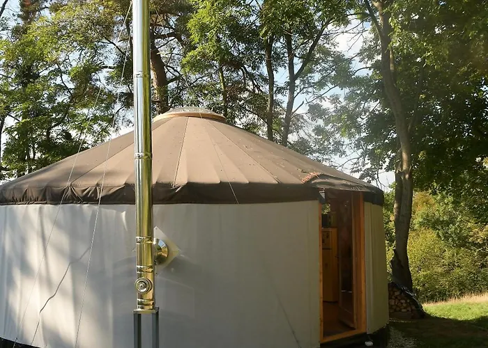 01 Jurta Seda U Stodoly Chotetice