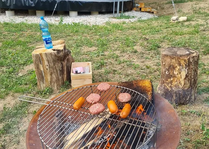 01 Jurta Seda U Stodoly Luxury tent