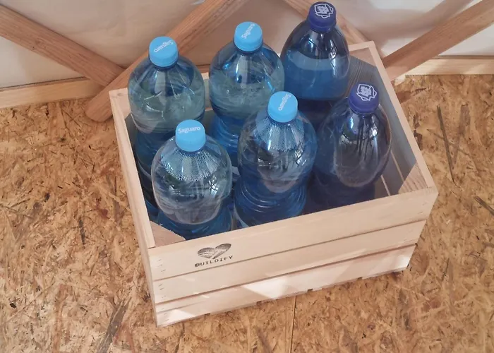 01 Jurta šedá U Stodoly Chotetice