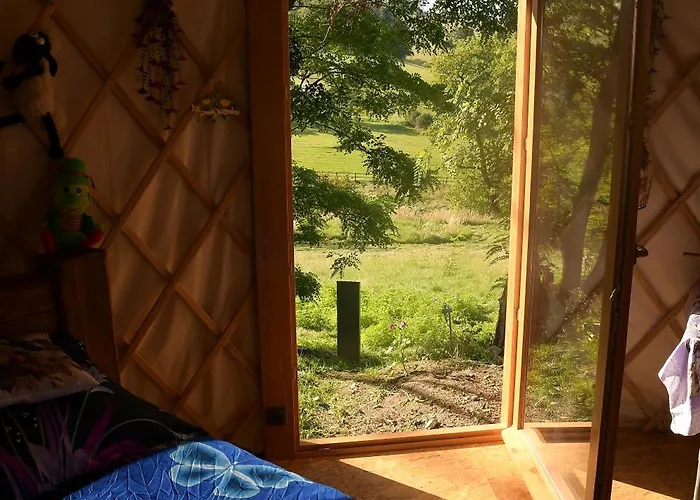 Luxury tent 01 Jurta Seda U Stodoly *