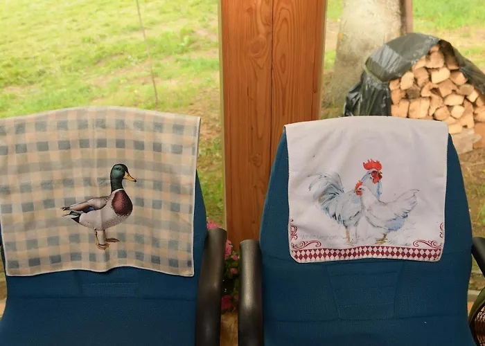 Luxusní stan 01 Jurta šedá U Stodoly *