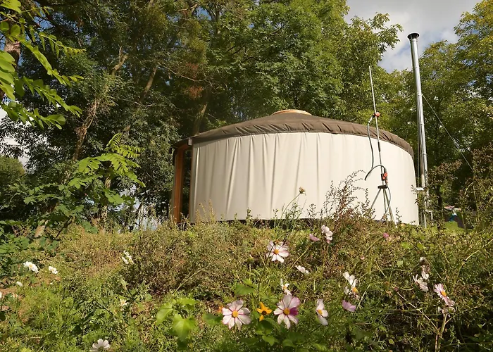 Luxury tent 01 Jurta Seda U Stodoly Chotetice