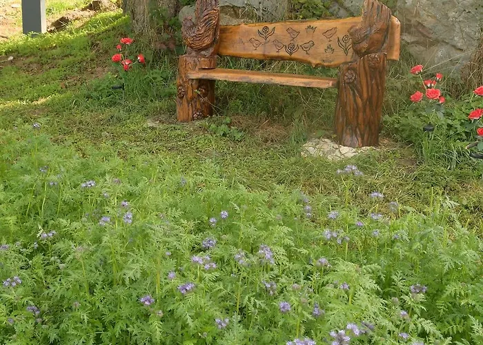 01 Jurta šedá U Stodoly